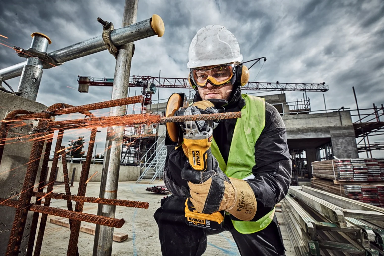 Szlifierka kątowa DeWalt DCG406NT - obrazek 5