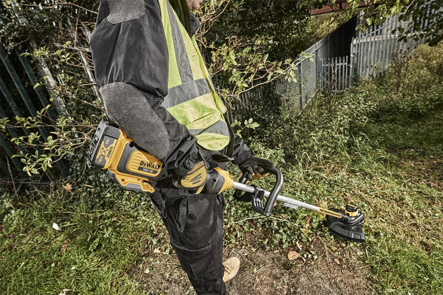 Podkaszarka akumulatorowa DeWalt DCM561PBS - obrazek 3