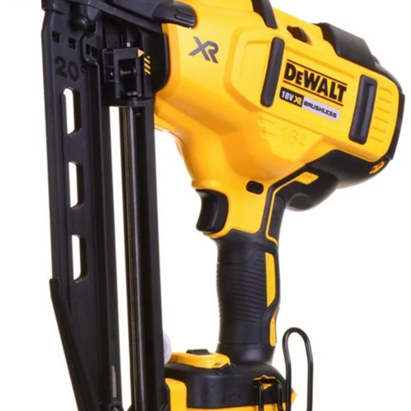 Gwoździarka DeWalt DCN660N