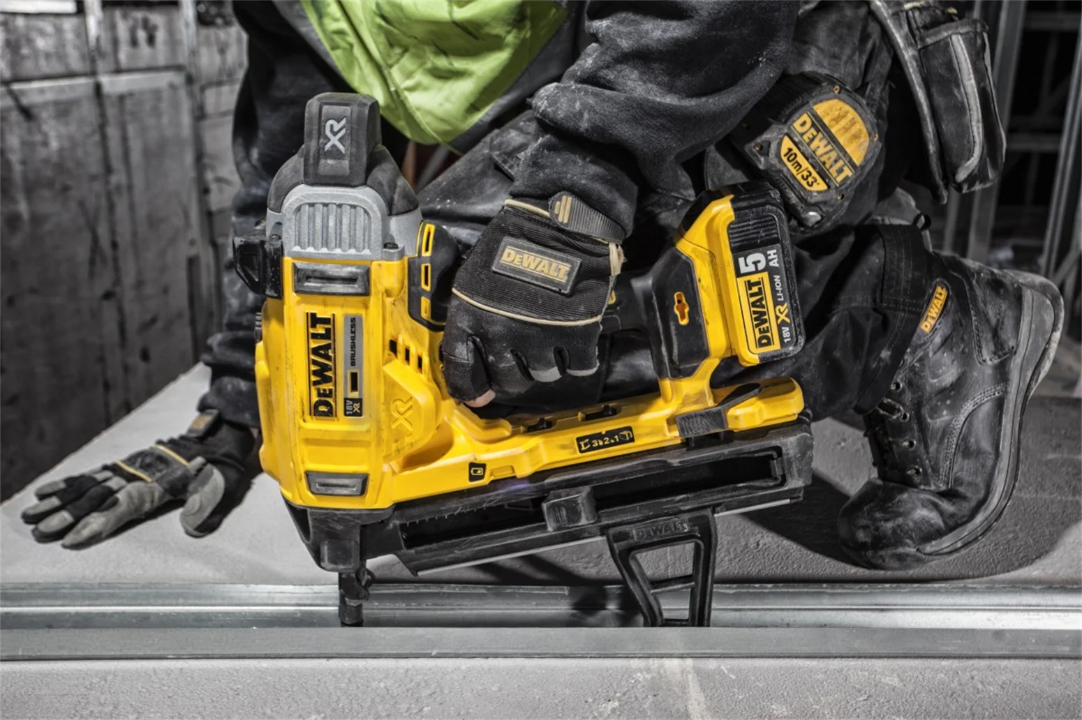 Gwoździarka do betonu DeWalt DCN890P2 - obrazek 5