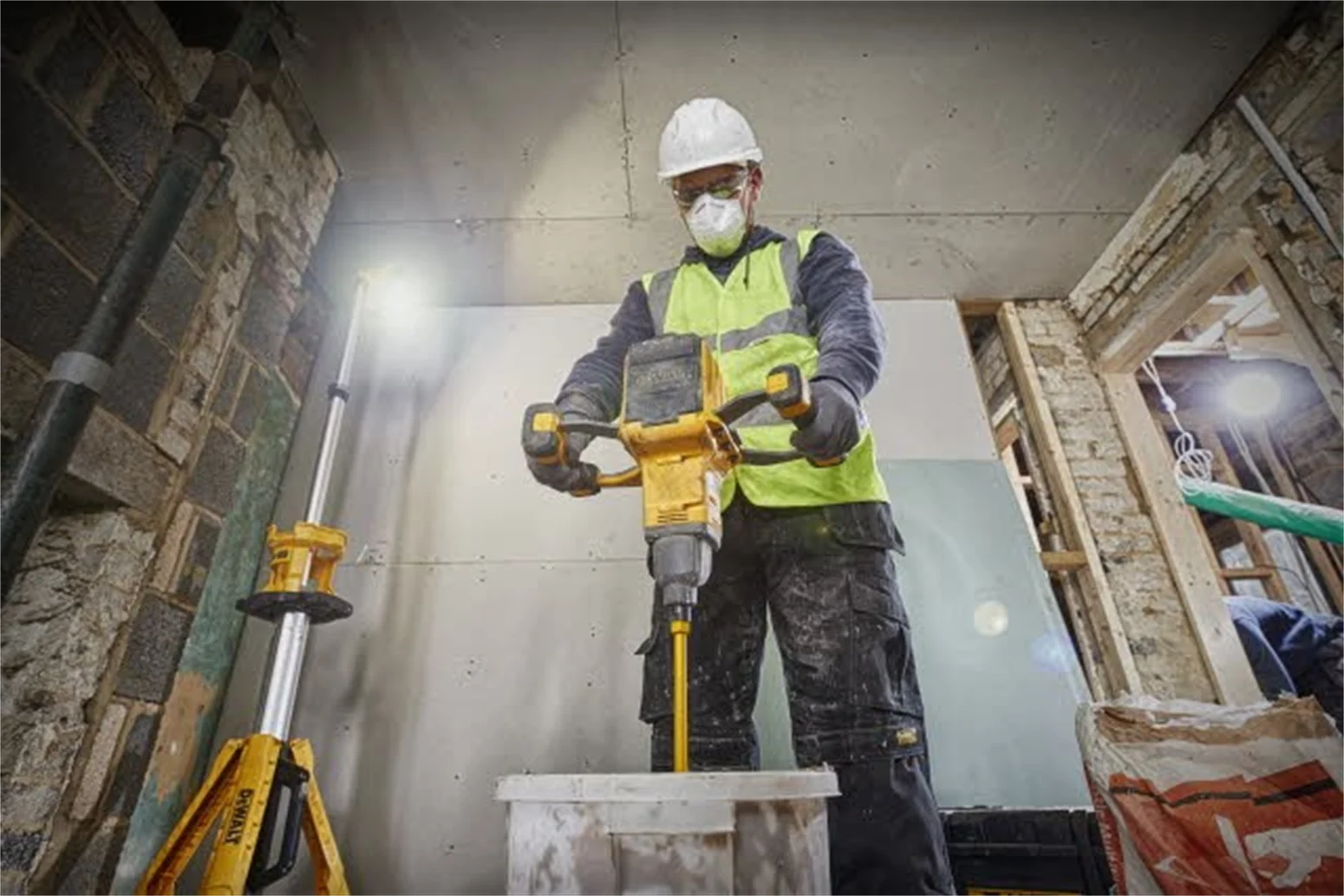 Mieszarka DeWalt FLEXVOLT DCD240N - obrazek 3