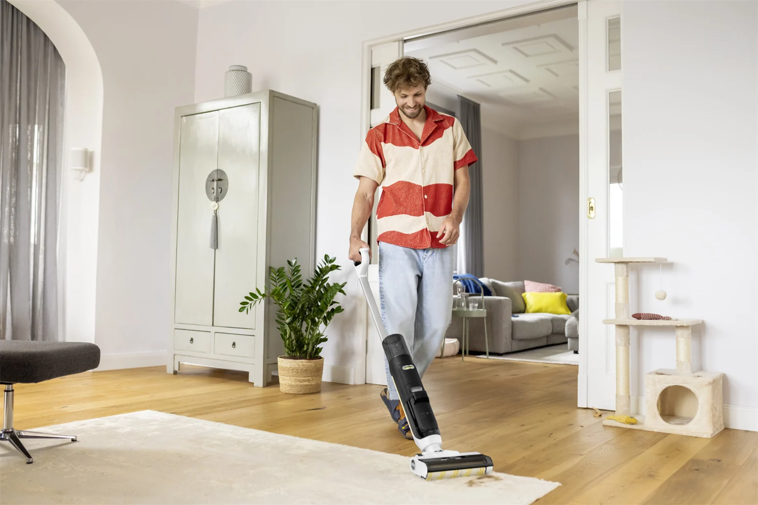 Mop elektryczny z funkcją odkurzania Kärcher FCV 3 - obrazek 5