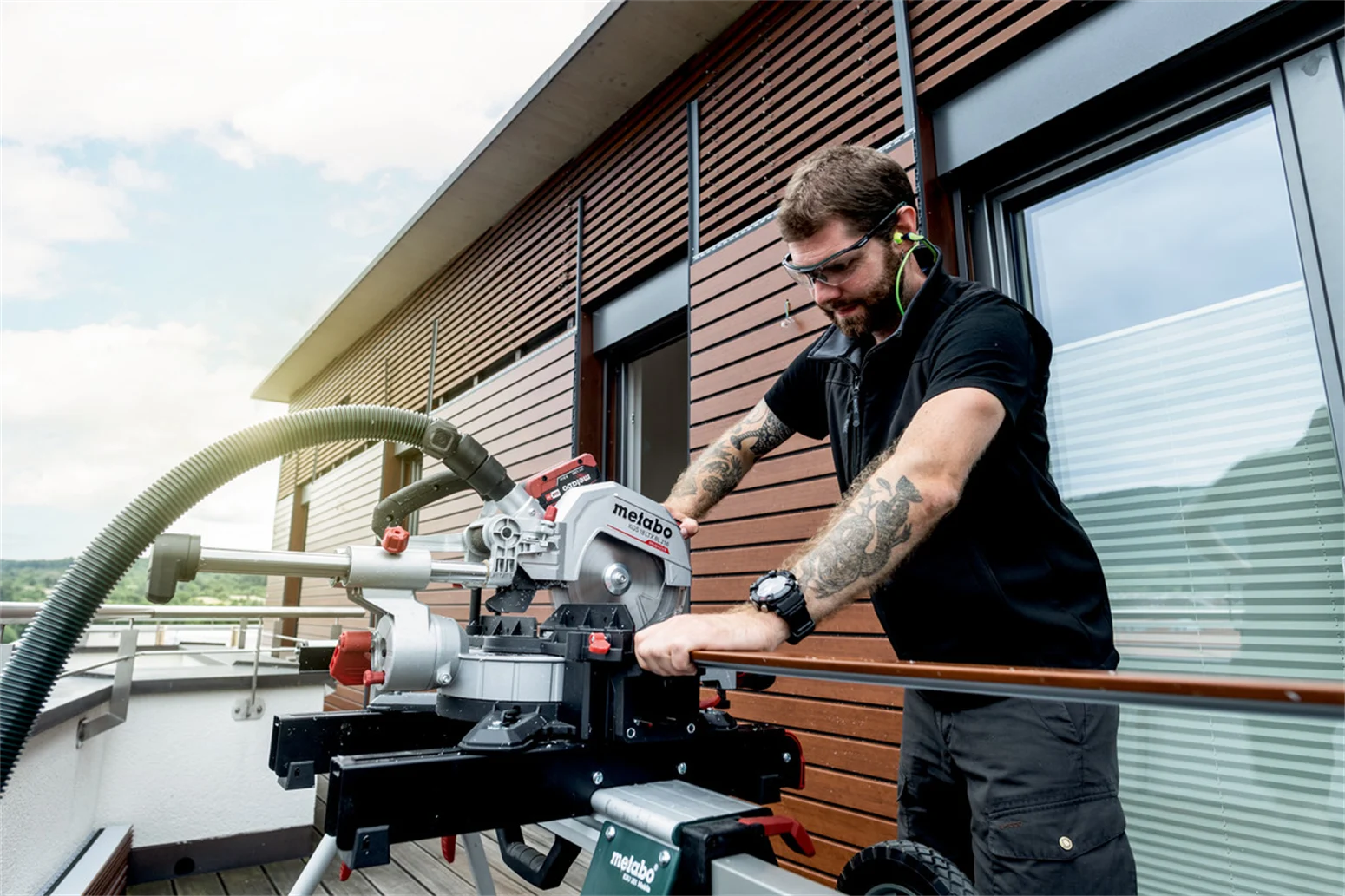 Ukośnica Metabo KGS 18 LTX BL 216 - obrazek 6