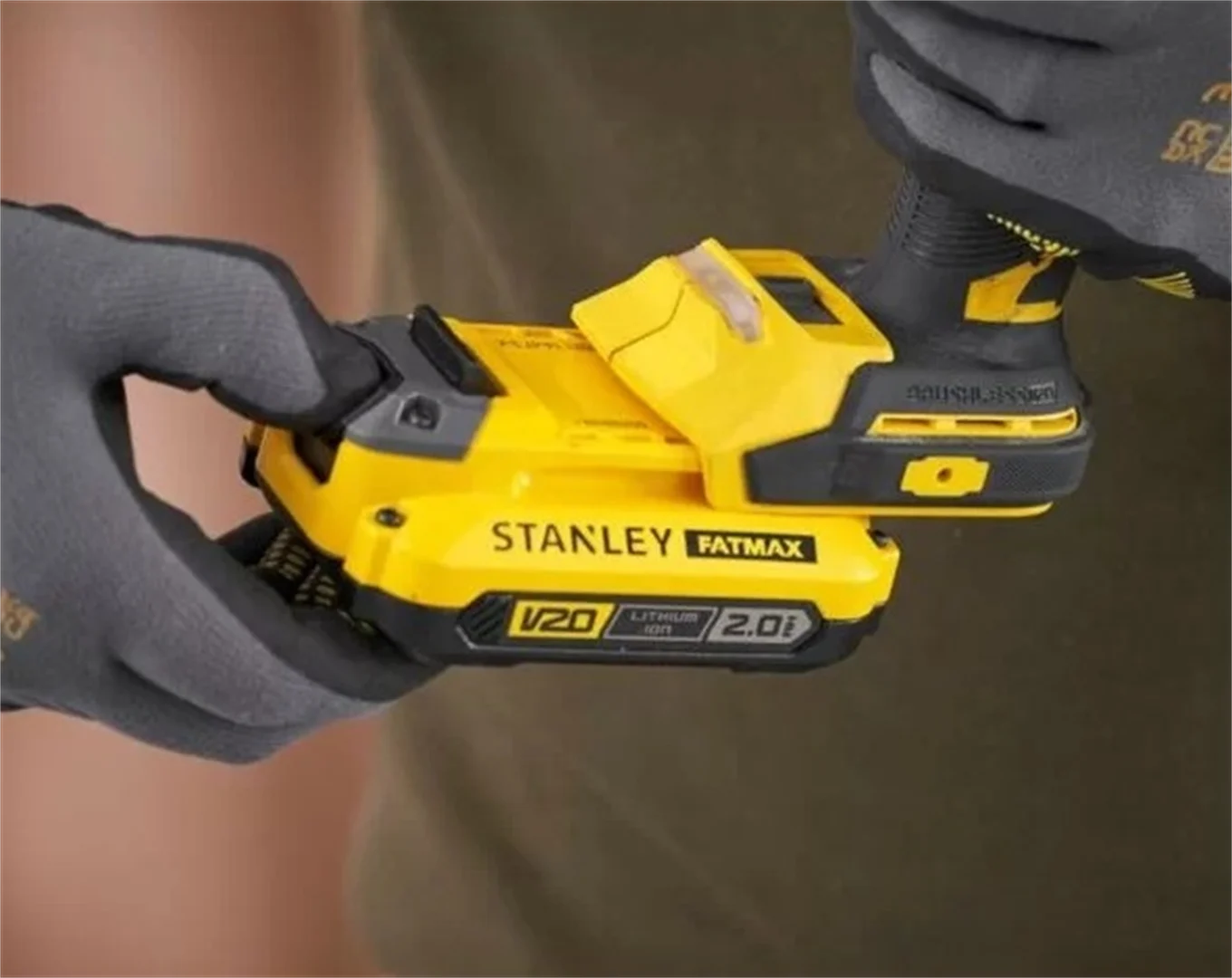 Zakrętarka udarowa Stanley SFMCF830B - obrazek 6